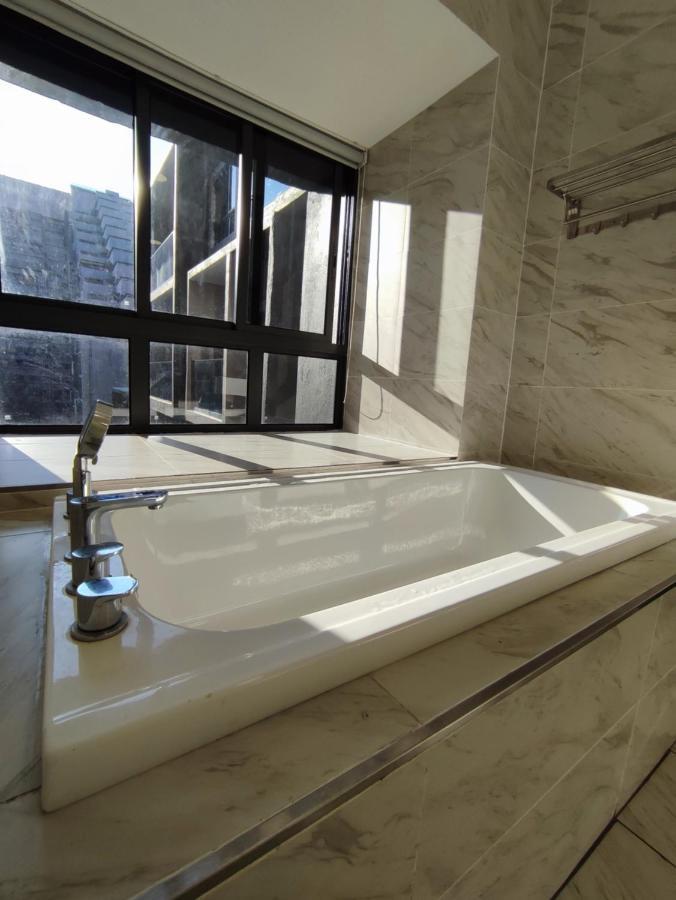 Melaka Town - Imperio Residence Studio With Bathtub ภายนอก รูปภาพ